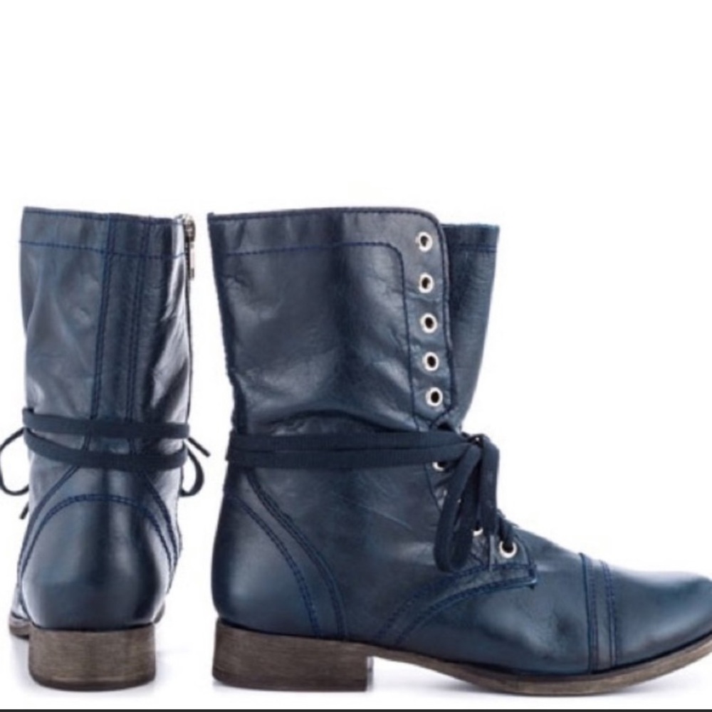 Rare Steve Madden Troopa Womens Combat Boot Navy